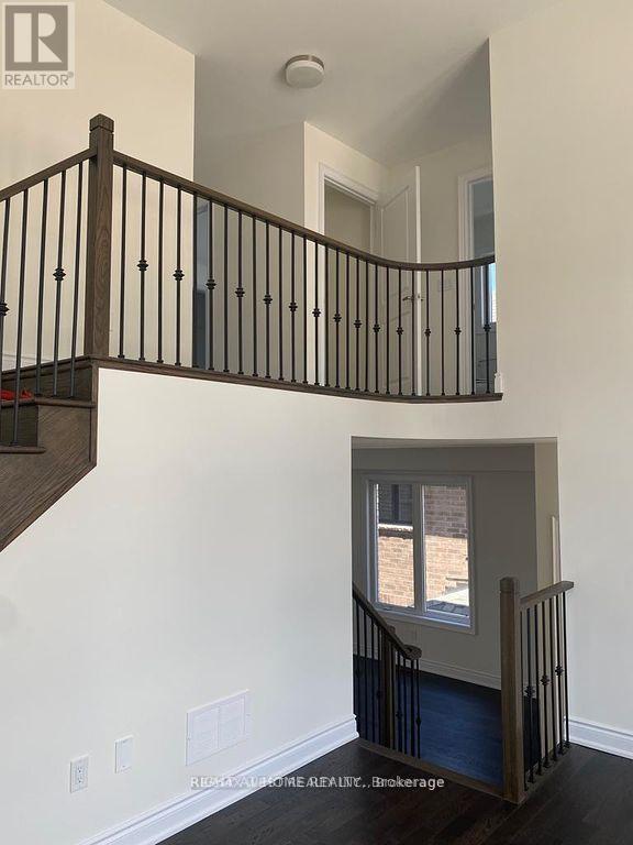 1362 Blackmore Street, Innisfil, Ontario  L9S 0P2 - Photo 12 - N12670768