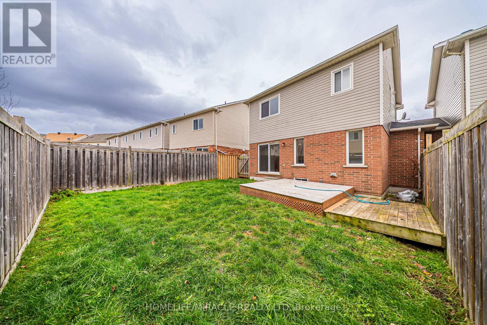 12 Diana Way, Barrie (Innis-Shore), Ontario  L4M 7H2 - Photo 35 - S12670764