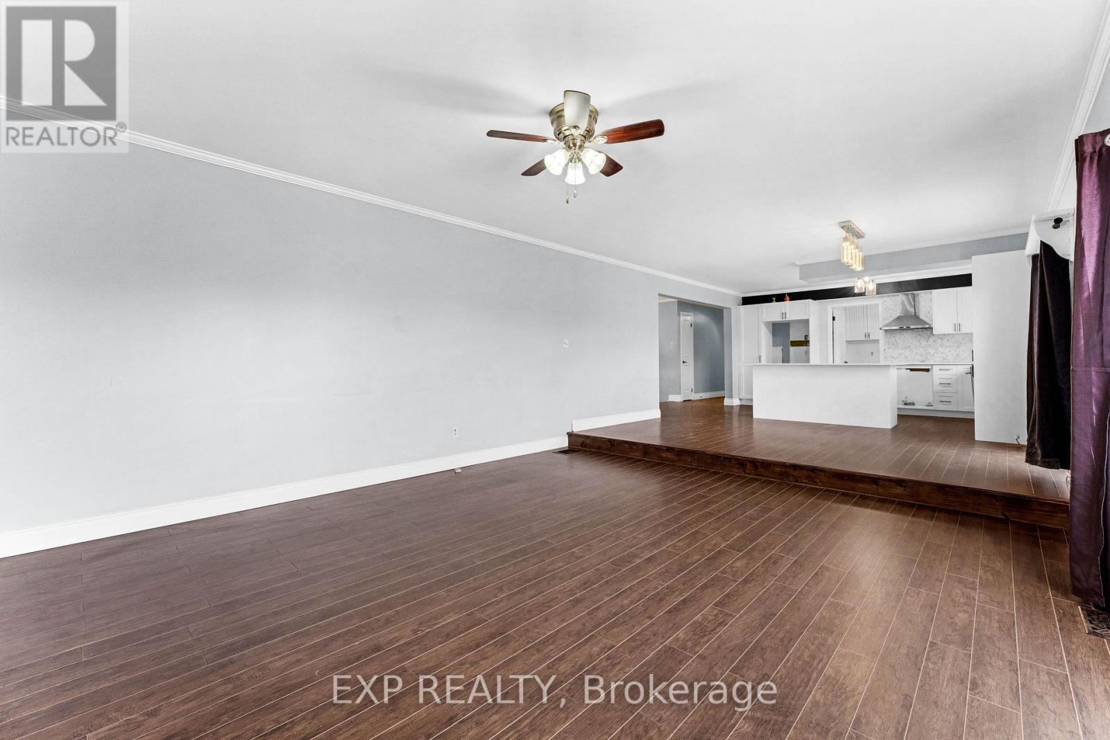 20 Wasaga Sands Drive, Wasaga Beach, Ontario  L9Z 1J6 - Photo 14 - S12670776