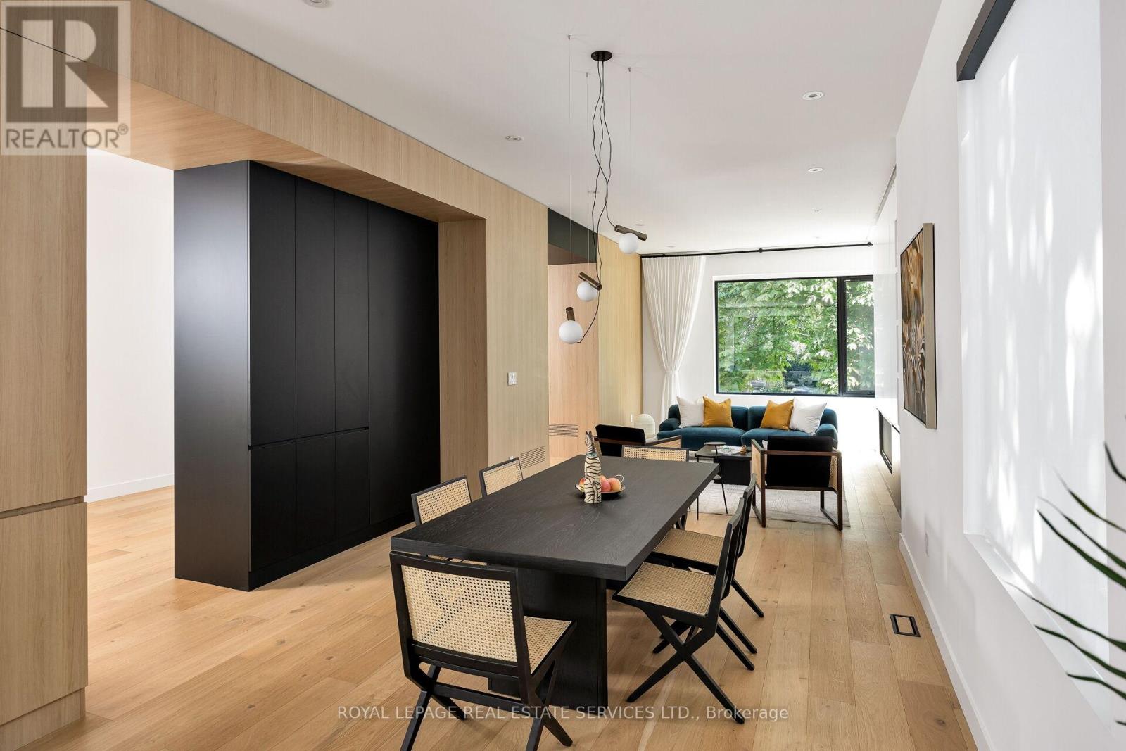 1405 Acton Crescent, Oakville, Ontario  L6J 2S6 - Photo 11 - W12670748