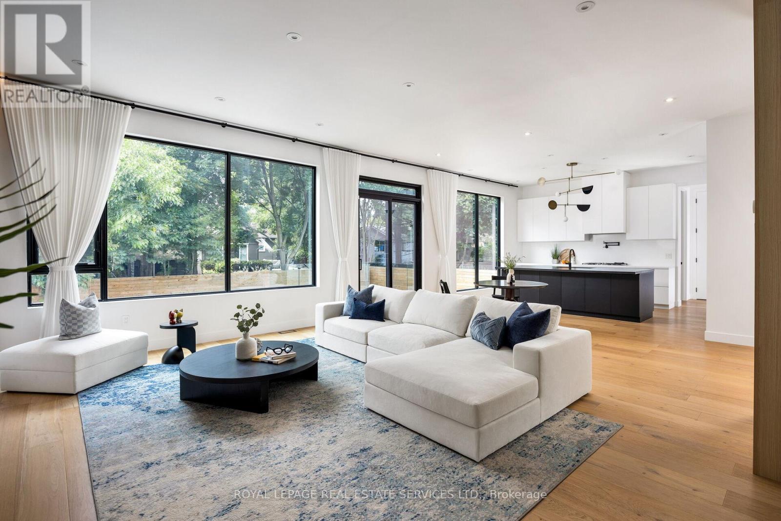 1405 Acton Crescent, Oakville, Ontario  L6J 2S6 - Photo 14 - W12670748