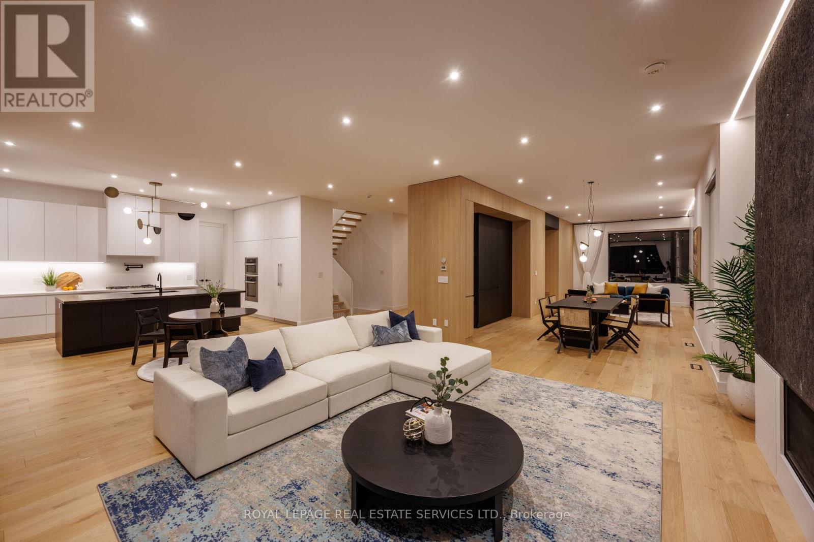 1405 Acton Crescent, Oakville, Ontario  L6J 2S6 - Photo 15 - W12670748