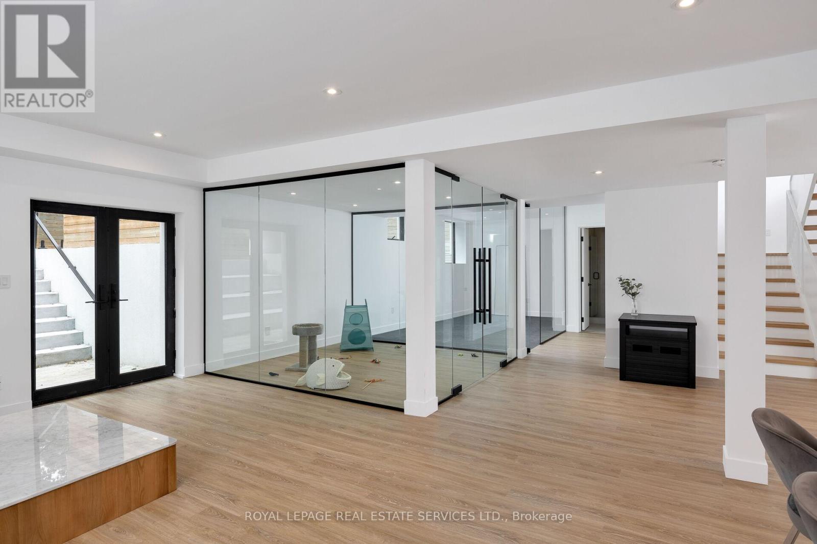 1405 Acton Crescent, Oakville, Ontario  L6J 2S6 - Photo 43 - W12670748