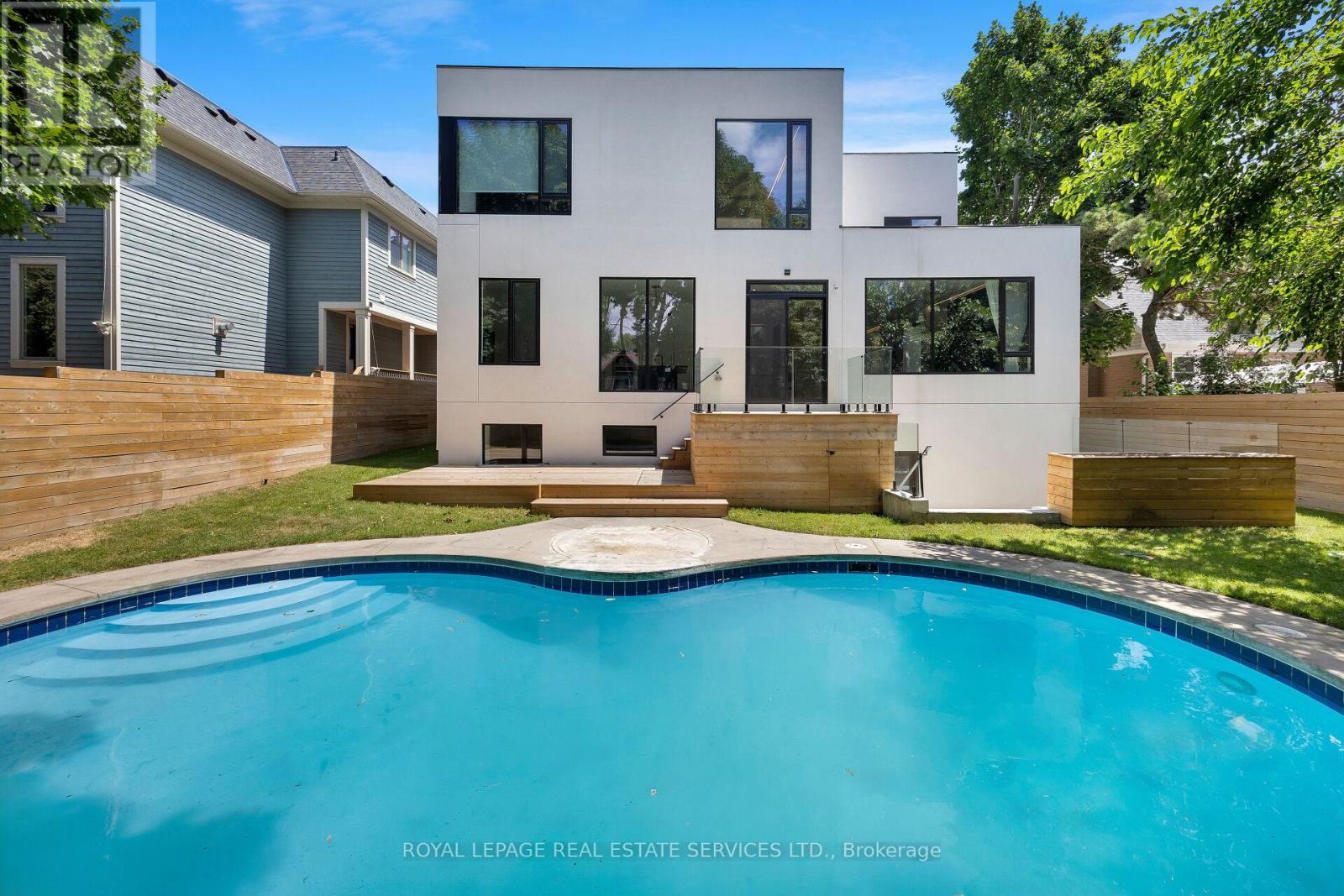 1405 Acton Crescent, Oakville, Ontario  L6J 2S6 - Photo 47 - W12670748