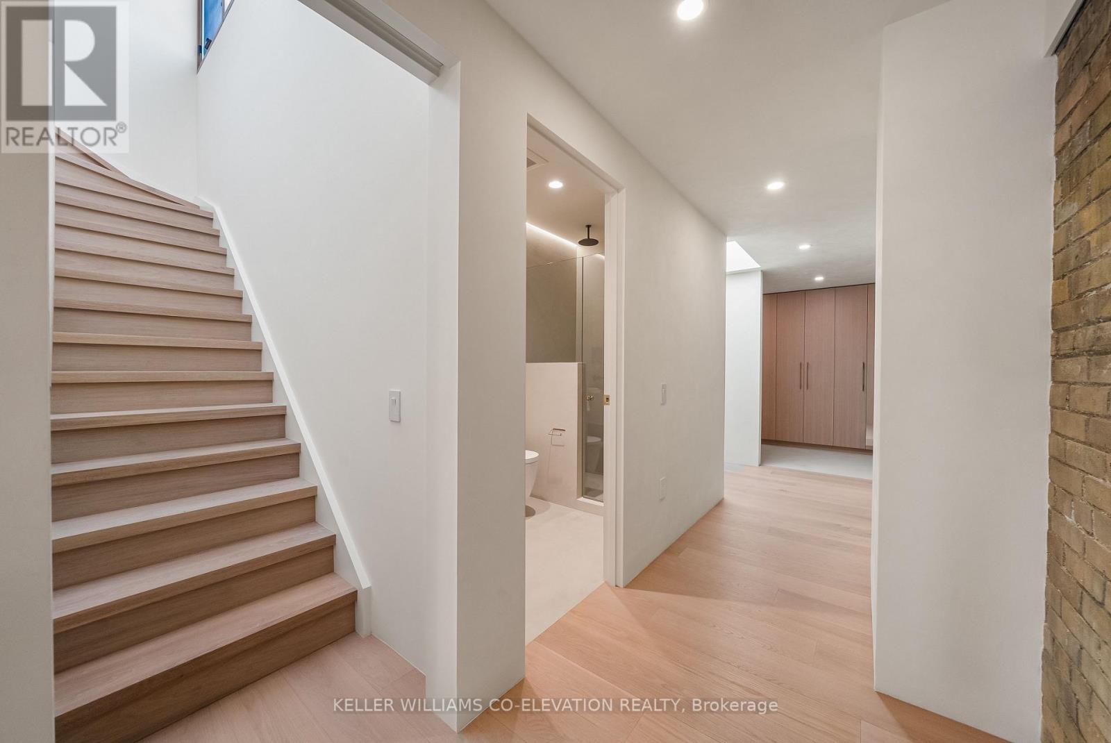 722 Lansdowne Avenue, Toronto, Ontario  M6H 3Y8 - Photo 45 - W12670794