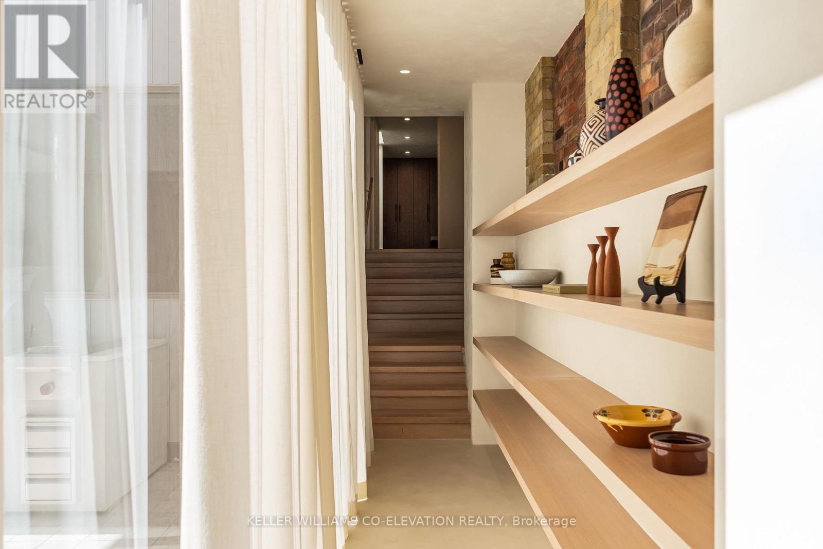 722 Lansdowne Avenue, Toronto, Ontario  M6H 3Y8 - Photo 46 - W12670794