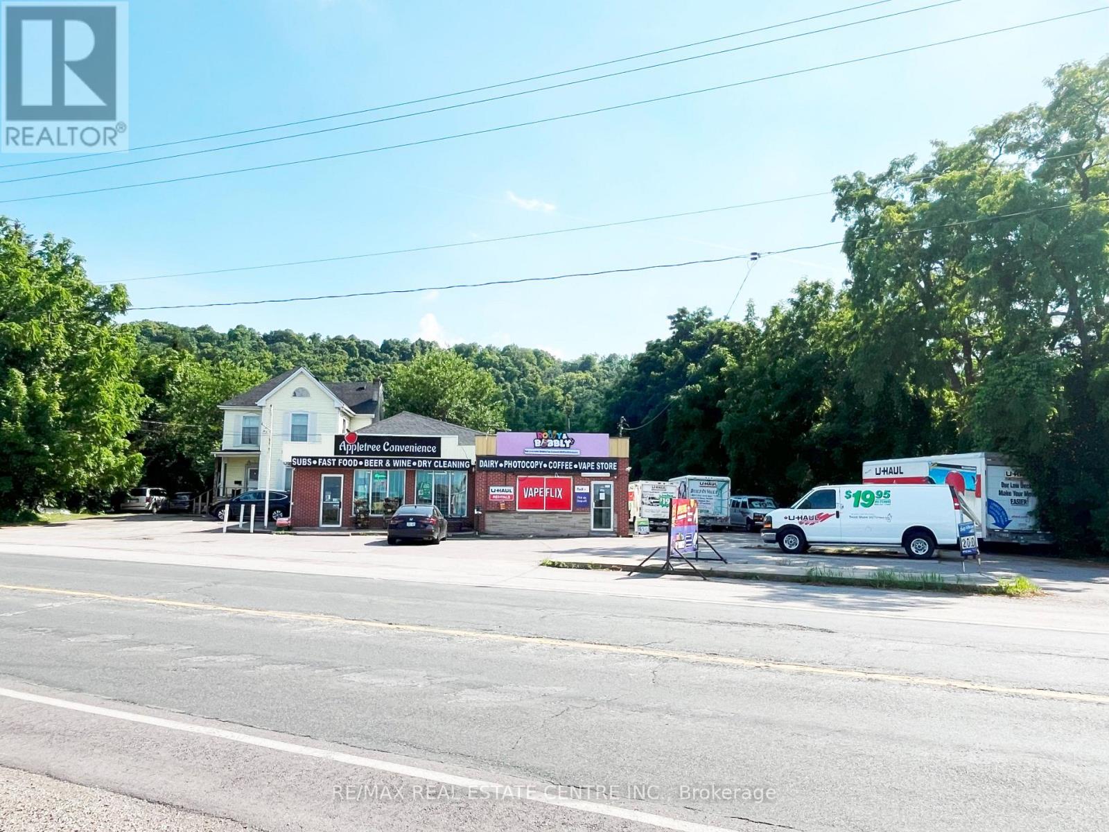407-409 Main Street W, Grimsby, Ontario  L3M 1T1 - Photo 2 - X12670788