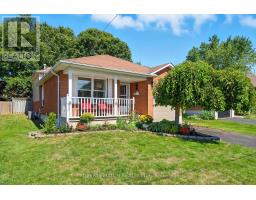 496 BURNHAM MANOR COURT, Cobourg, Ontario