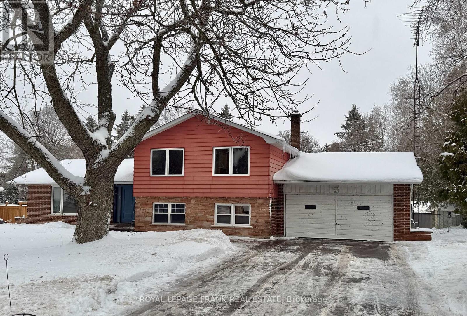 Incredible Opportunity in the Hamlet of Ballantrae! Expansive and Private 100 x 180 Ft Lot with Mature Trees. Spectacular Neighbourhood with Potential to Build or Renovate and Create Your Dream Home! Country Living with Fantastic Park Directly Across the Street, Access to York Region Trail System and Amenities Close By! Sprawling 4-Level Sidesplit with 2 Car Garage and Room to Grow Inside and Out. 3+1 Bedrooms and 3 Bathrooms. Generous Family Room with Barn Door, Gas Fireplace and Patio Slider to Backyard. Large Full-Height Basement Waiting to Be Transformed. Loads of Storage Available. Updates Include: Roof Reshingled 2017; New Septic Bed 2013; New Gas Fireplace Insert in Family Room 2021; New Gas Furnace and AC 2020; New Windows in Upper 3 Bedrooms 2021; New Living Room Picture Window 2021; New Front Door, Side Garage Door and Back Door 2021; Water Softener Approx 3 yrs; Owned Hot Water Tank 2017. Good Investment Potential! Minutes to downtown Stouffville. Golf Courses Nearby. Some Photos Virtually Staged. (id:48254)