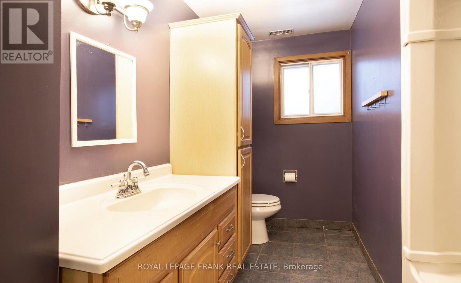 41 Felcher Boulevard, Whitchurch-Stouffville, Ontario  L4A 3H4 - Photo 13 - N12670844