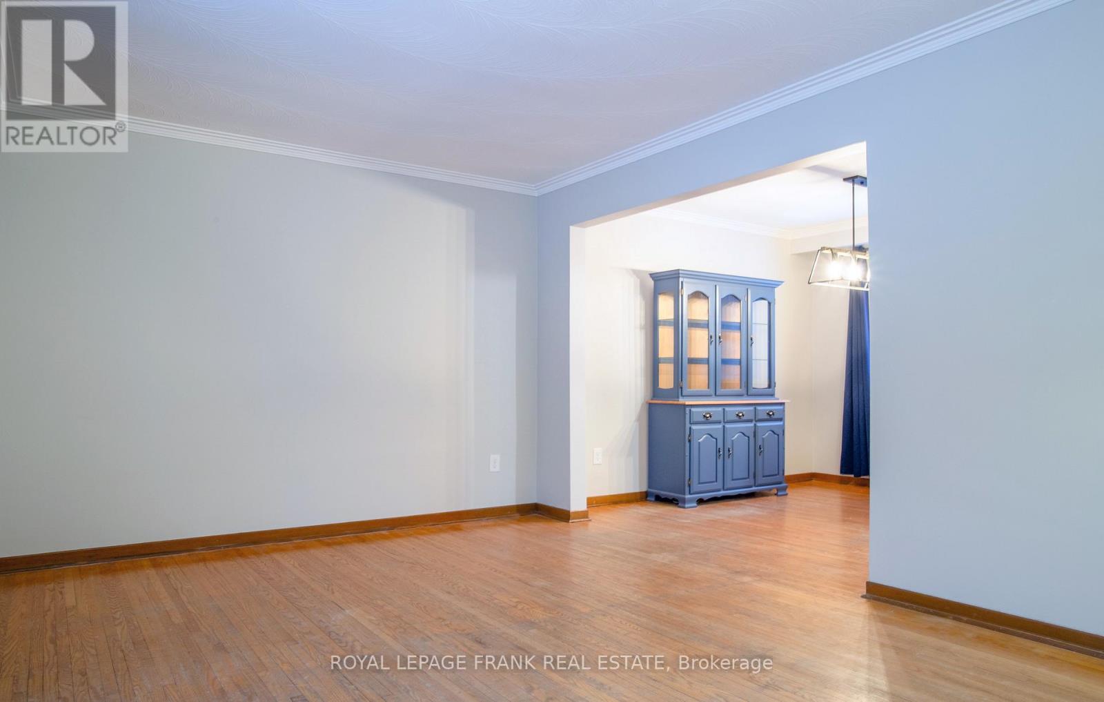 41 Felcher Boulevard, Whitchurch-Stouffville, Ontario  L4A 3H4 - Photo 4 - N12670844