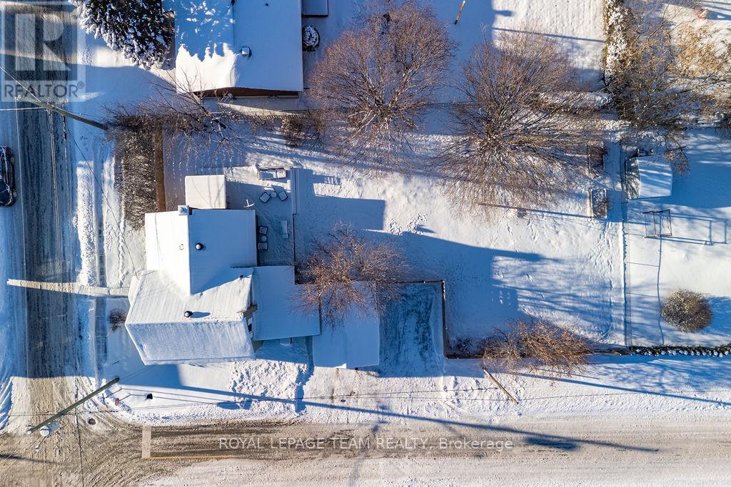 212 Prince Street W, Renfrew, Ontario  K7V 2V7 - Photo 30 - X12670838