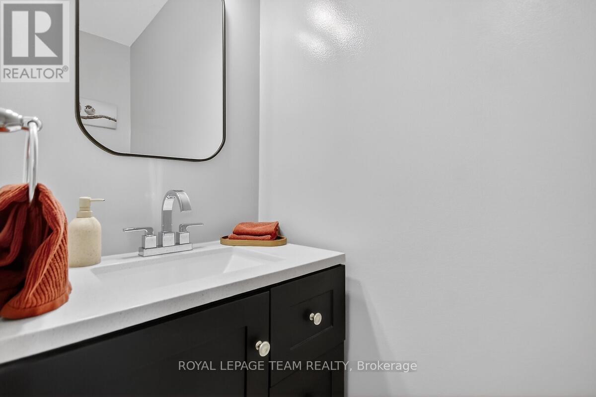 65 Astervale Street, Ottawa, Ontario  K4A 1A5 - Photo 8 - X12670842