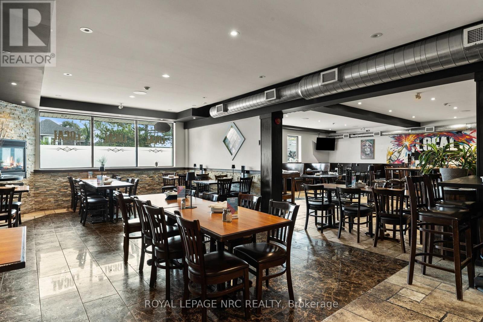 3904 Victoria Avenue, Lincoln, Ontario  L0R 2C0 - Photo 8 - X12670820