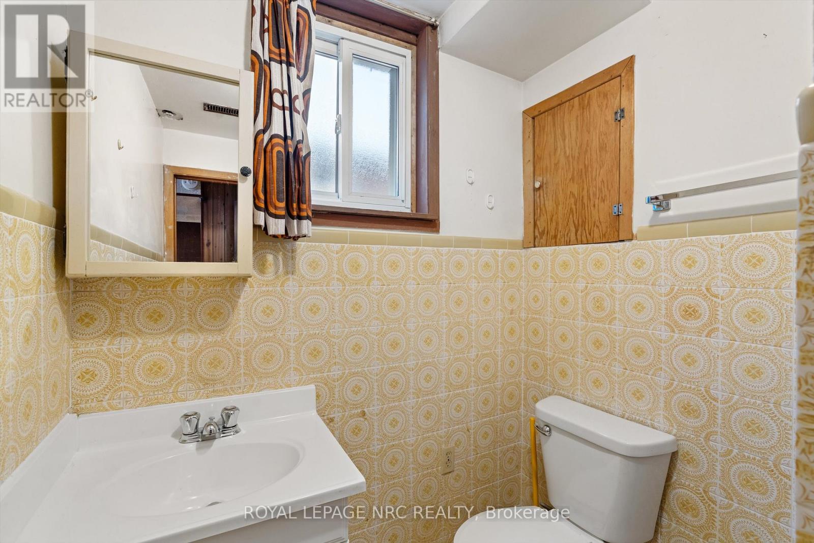 16 Appleford Road, St. Catharines, Ontario  L2P 3M3 - Photo 16 - X12670848