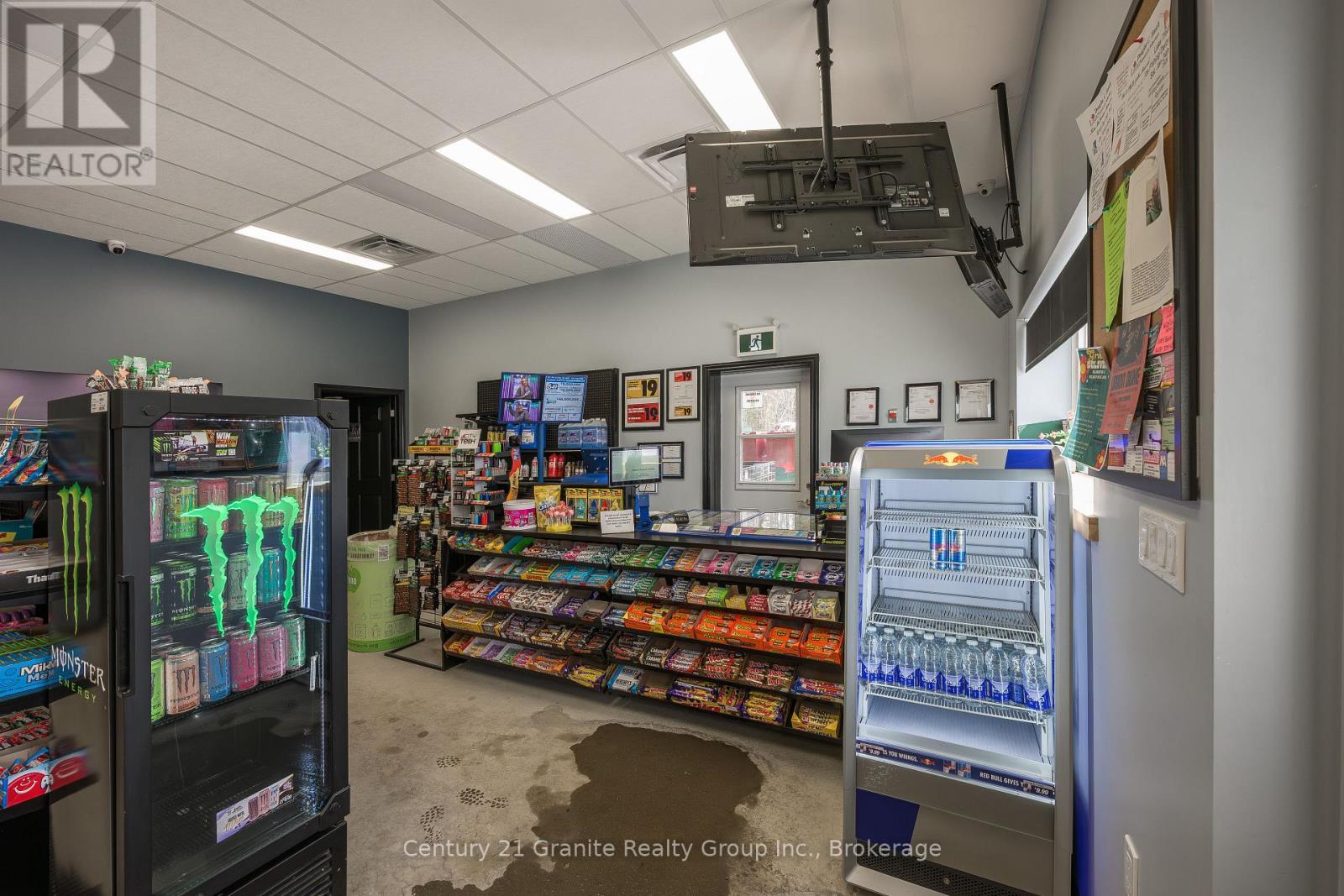 2246 Loop Road, Highlands East, Ontario K0L 3C0 - Photo 17 - X12670826