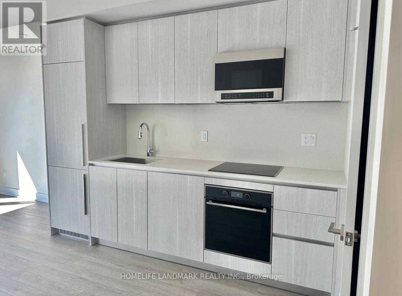 4104 - 8 Cumberland Street, Toronto, Ontario  M4W 0B6 - Photo 2 - C12670830