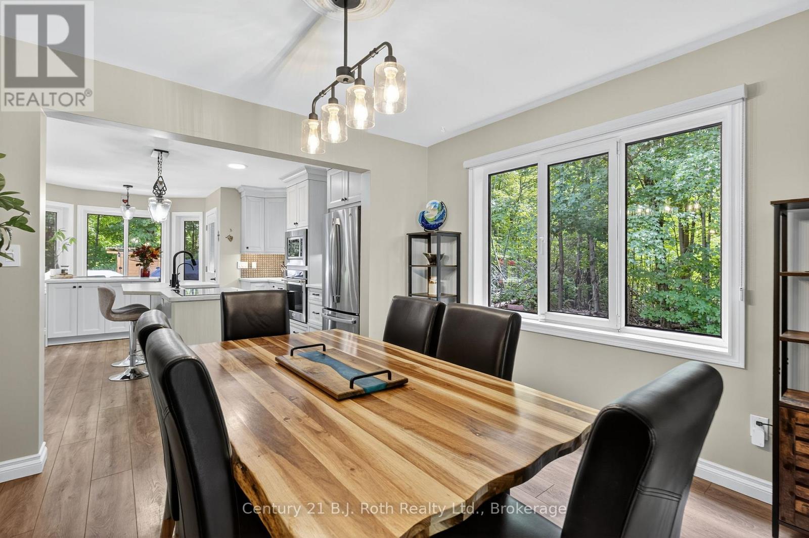 83 Wozniak Road, Penetanguishene, Ontario L9M 1W6 - Photo 10 - S12665460