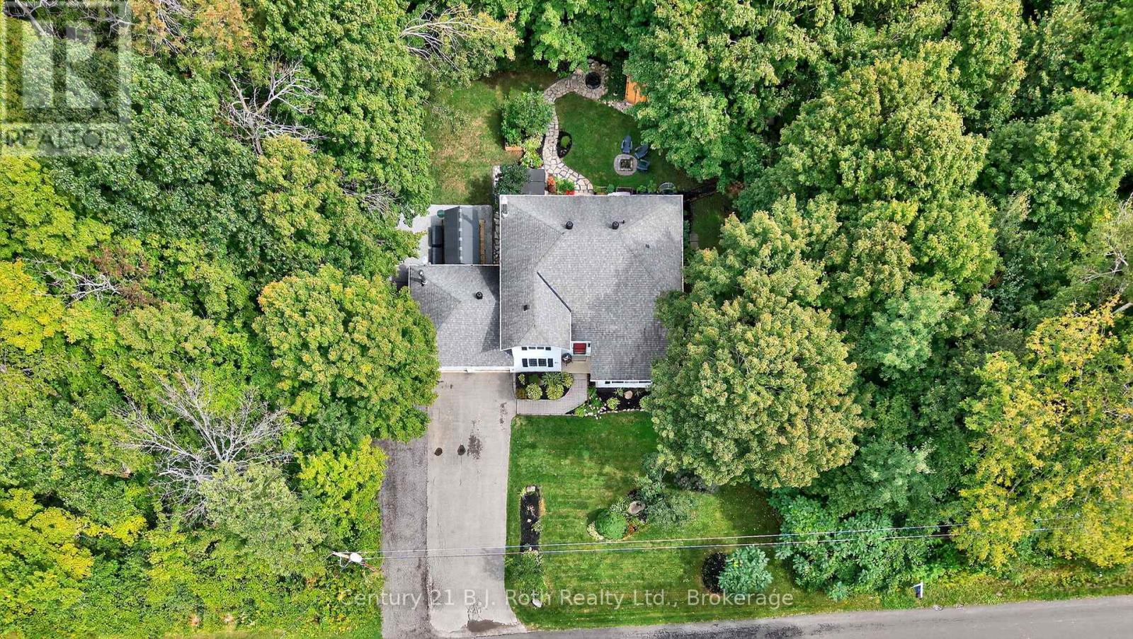 83 Wozniak Road, Penetanguishene, Ontario L9M 1W6 - Photo 31 - S12665460