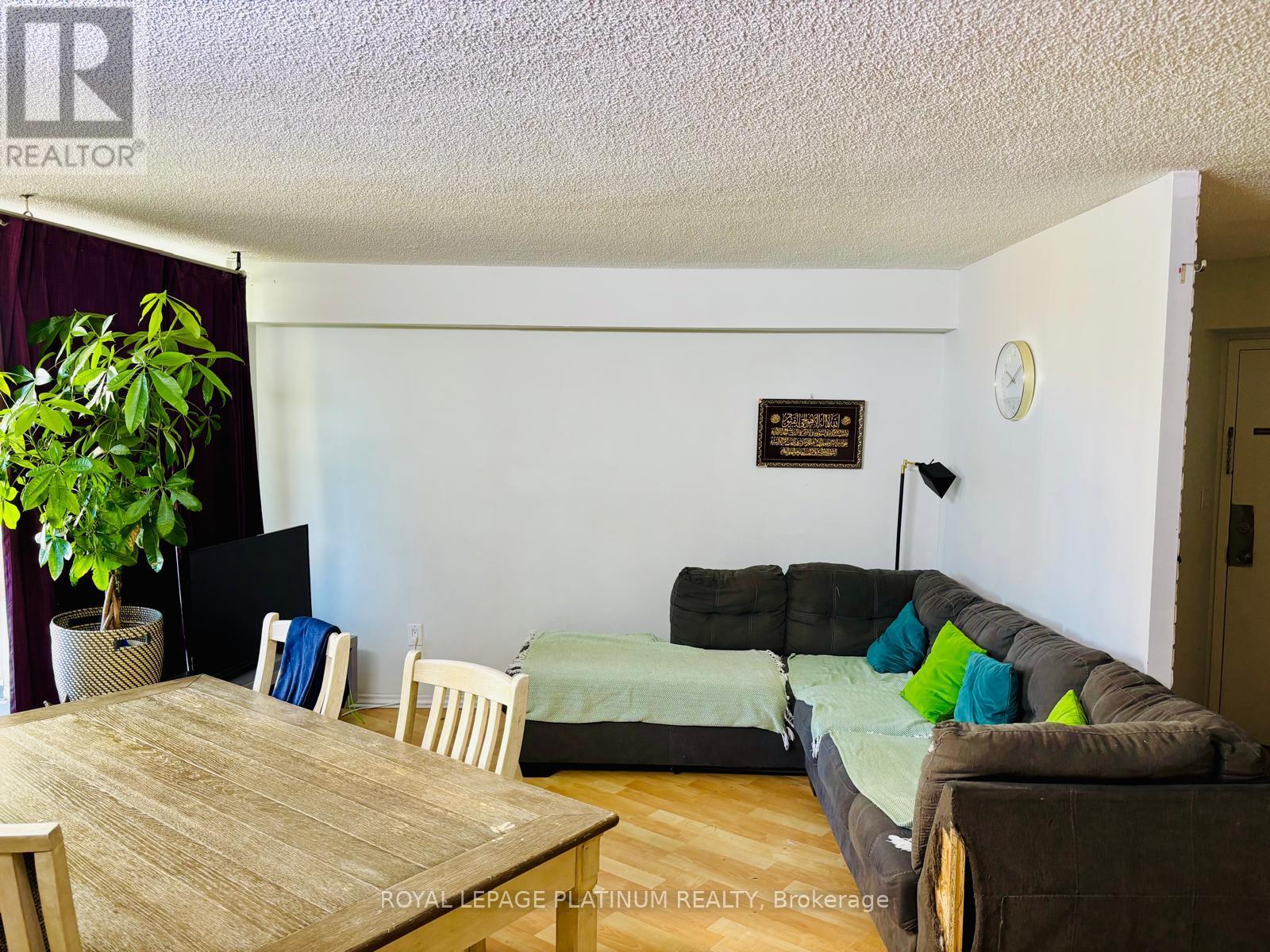 408 - 330 Dixon Road, Toronto, Ontario  M9R 1S9 - Photo 10 - W12670840