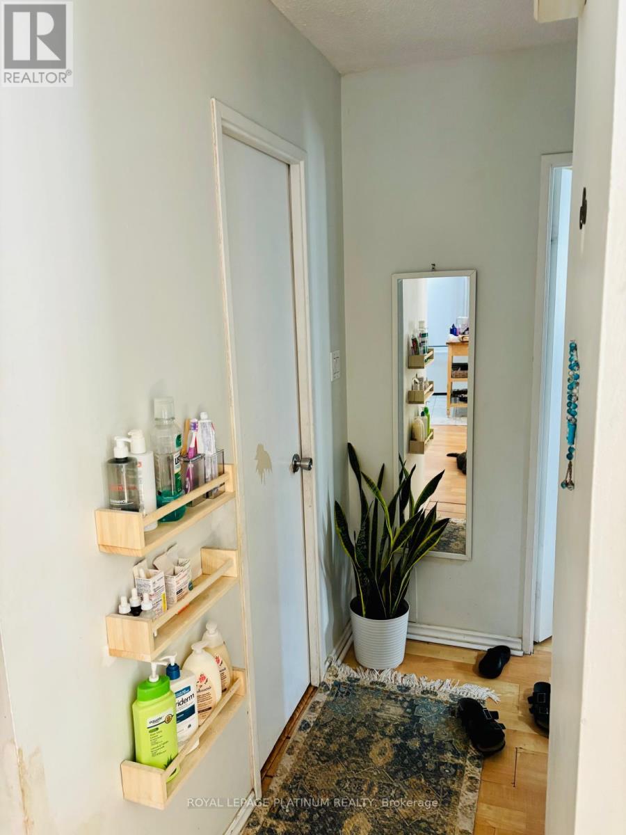 408 - 330 Dixon Road, Toronto, Ontario  M9R 1S9 - Photo 16 - W12670840