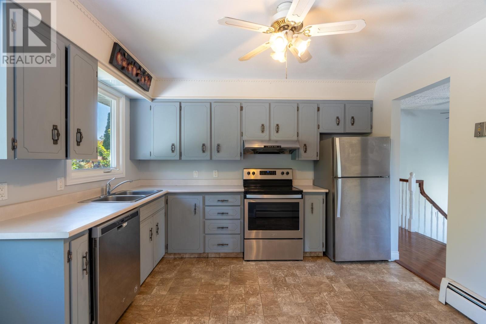 37 Chelsey Circle, Charlottetown, Prince Edward Island  C1E 1E9 - Photo 12 - 202600294