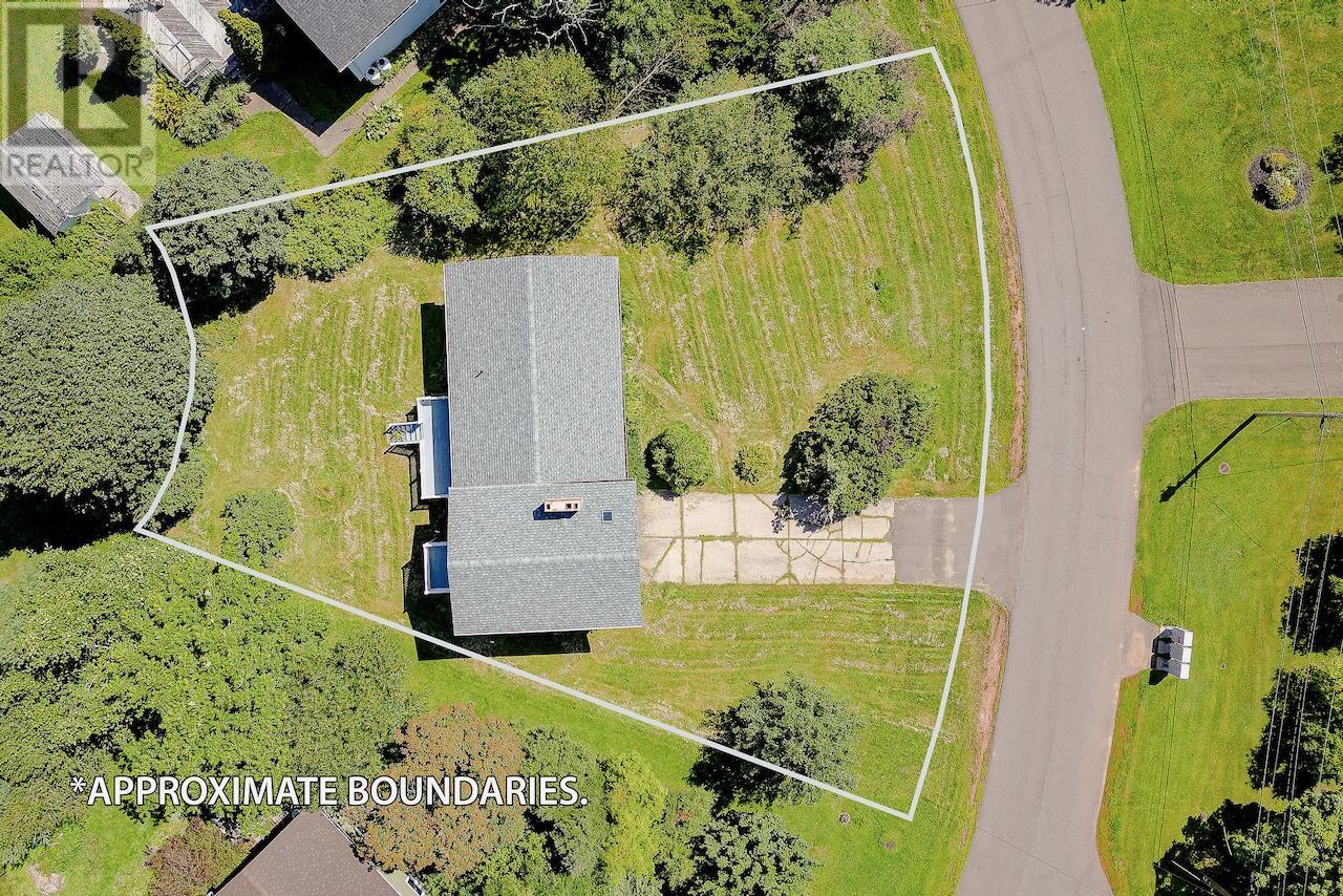 37 Chelsey Circle, Charlottetown, Prince Edward Island  C1E 1E9 - Photo 2 - 202600294