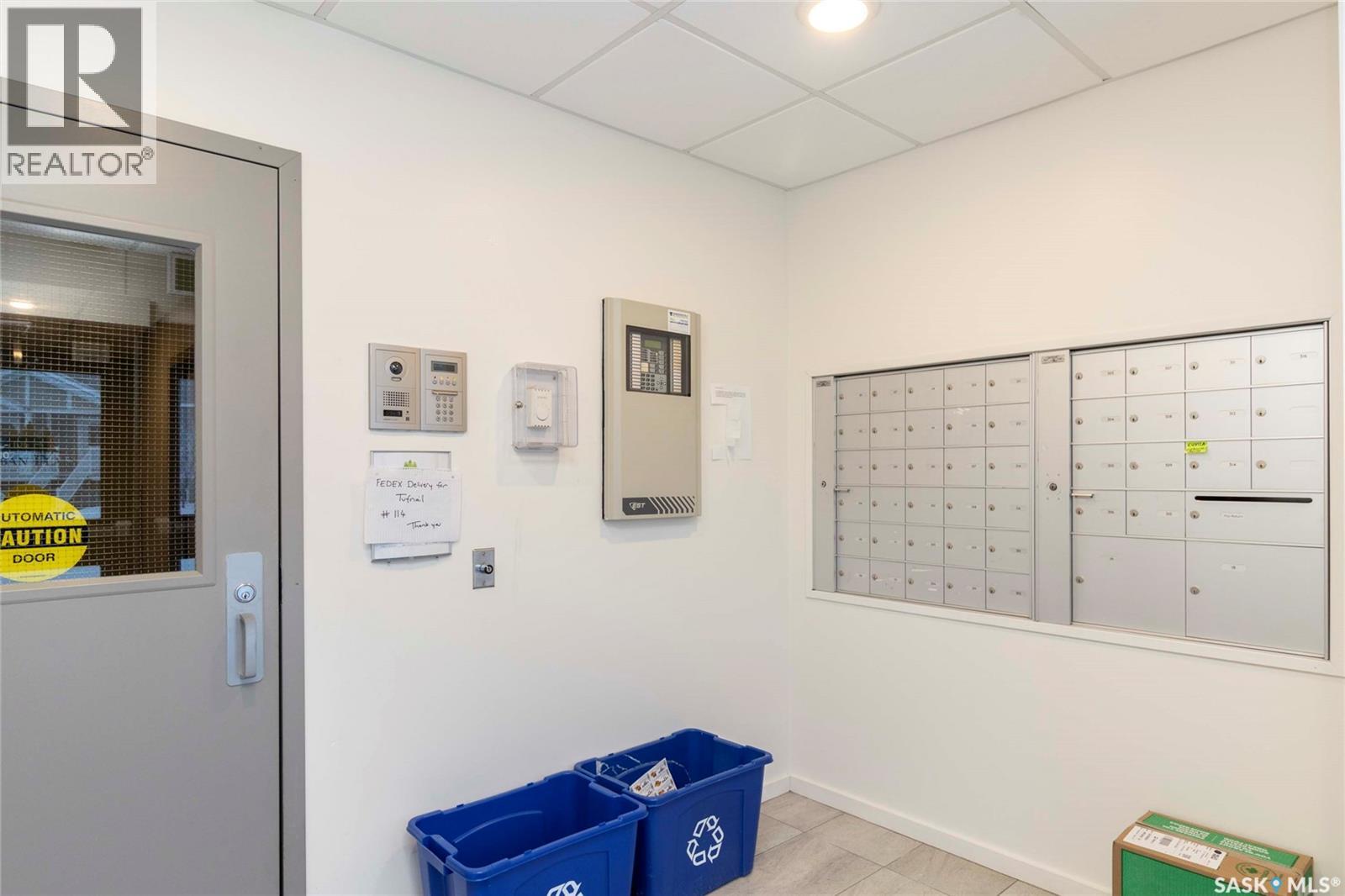 207 720 Baltzan Terrace, Saskatoon, Saskatchewan  S7W 0W6 - Photo 2 - SK026278