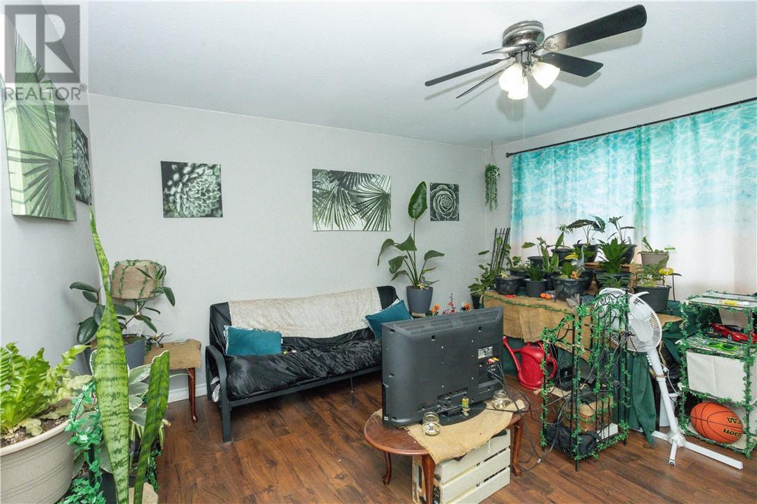 3235 Errington Avenue, Chelmsford, Ontario  P0M 1L0 - Photo 4 - 2125988