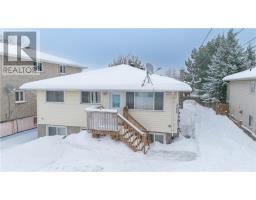 3235 Errington Avenue, Chelmsford, Ontario