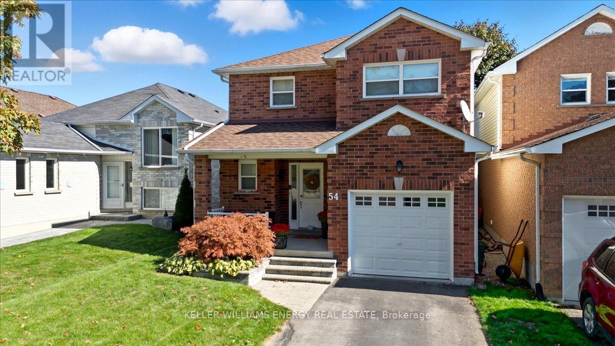 54 FARNCOMB CRESCENT, clarington (bowmanville), Ontario