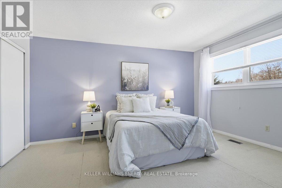 54 Farncomb Crescent, Clarington, Ontario  L1C 4L8 - Photo 14 - E12670854