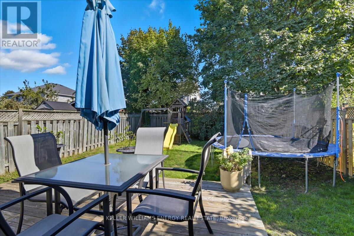 54 Farncomb Crescent, Clarington, Ontario  L1C 4L8 - Photo 21 - E12670854