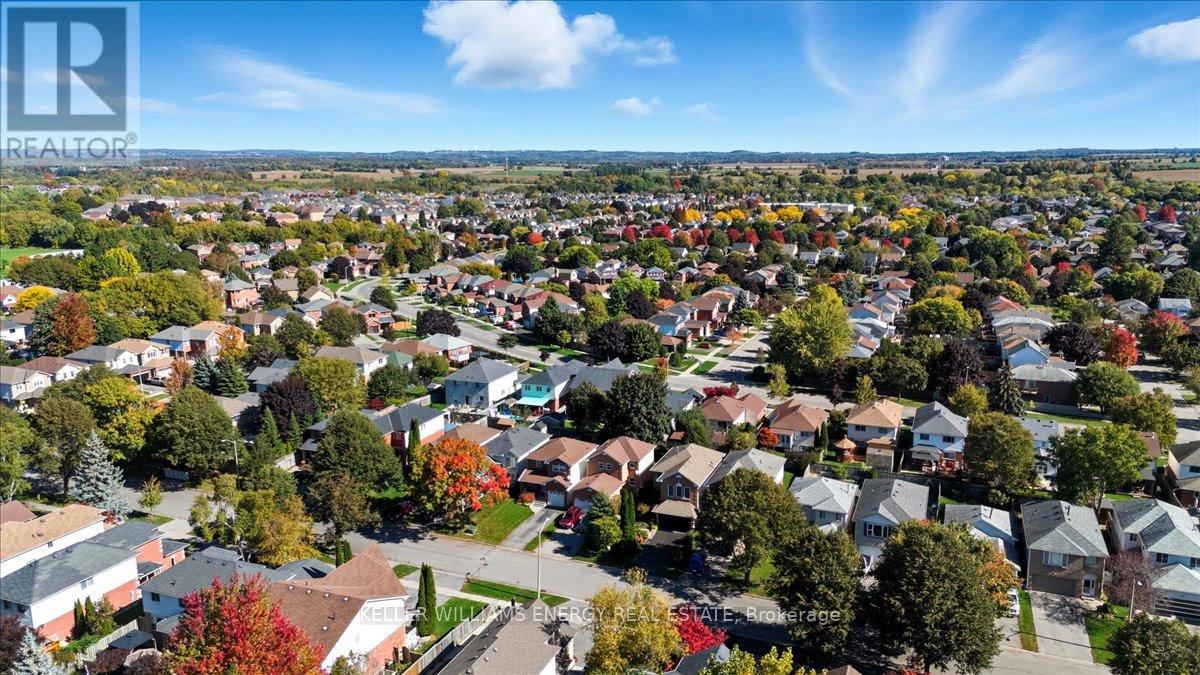 54 Farncomb Crescent, Clarington, Ontario  L1C 4L8 - Photo 27 - E12670854