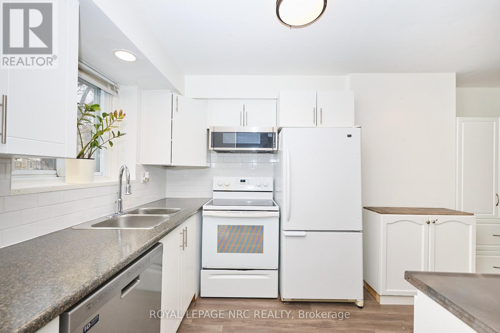 25 - 25 Linfield Drive, St. Catharines, Ontario  L2N 5T7 - Photo 11 - X12670860