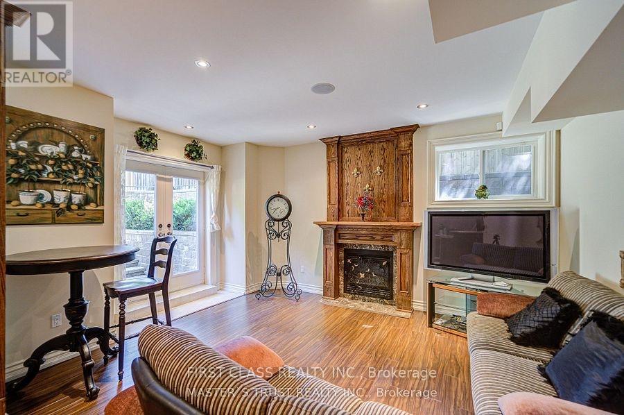 216 Parkview Avenue, Toronto, Ontario  M2N 3Y8 - Photo 36 - C12670872