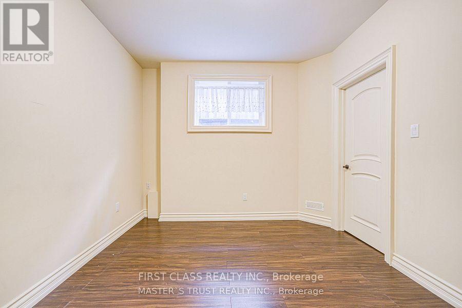 216 Parkview Avenue, Toronto, Ontario  M2N 3Y8 - Photo 37 - C12670872