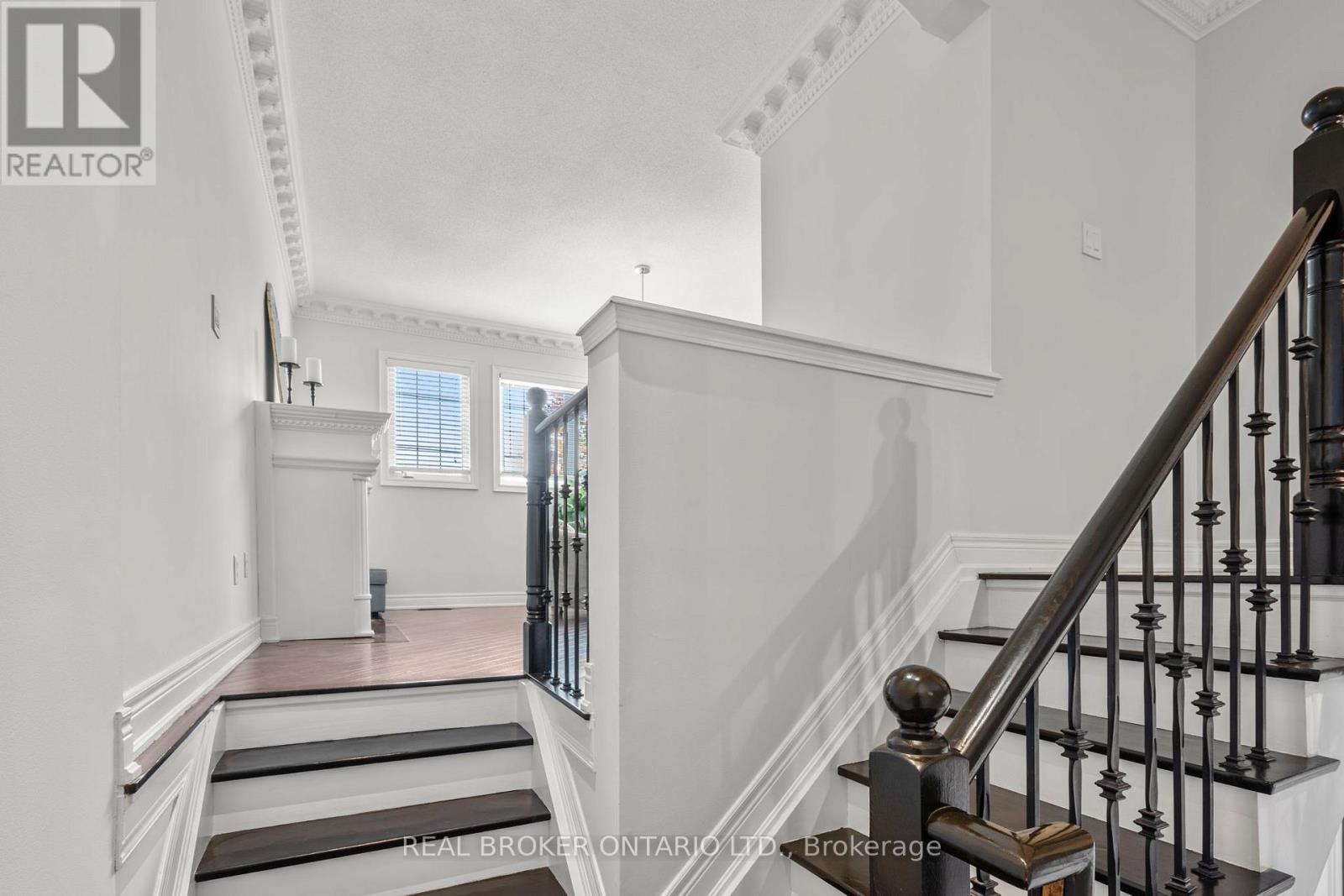 85 Laurier Avenue, Richmond Hill, Ontario  L4E 4P7 - Photo 24 - N12670850