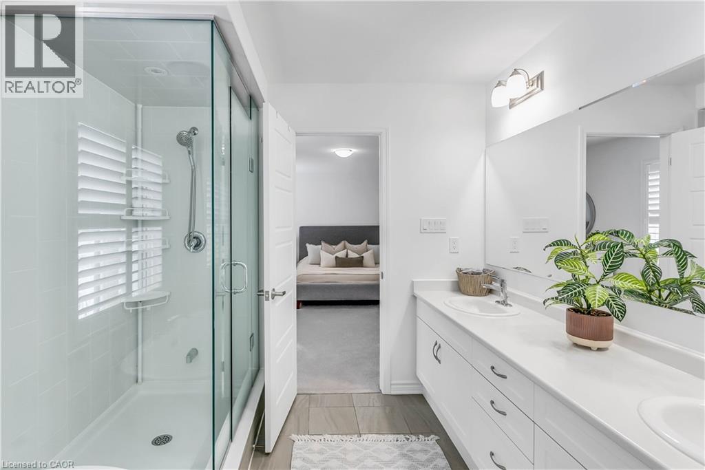 286 Forestwalk Street, Kitchener, Ontario  N2R 0T2 - Photo 27 - 40795782