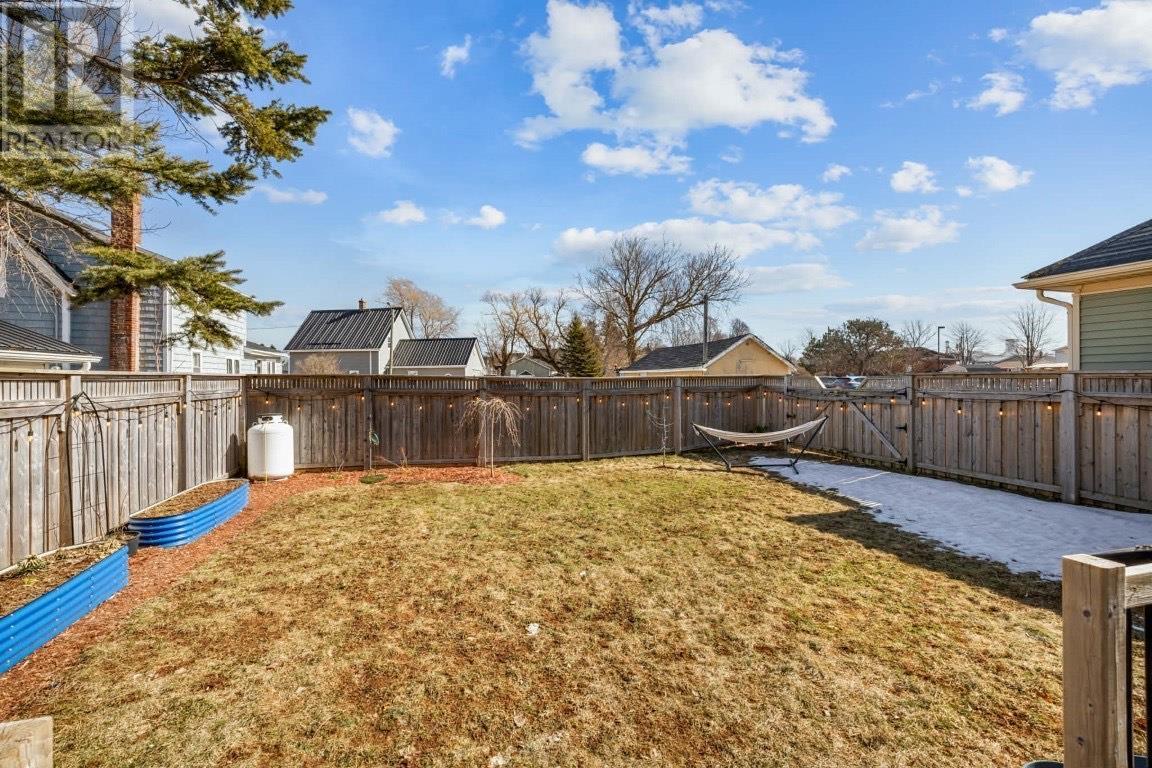 63 Broadway Street, Kensington, Prince Edward Island  C0B 0A3 - Photo 2 - 202600303