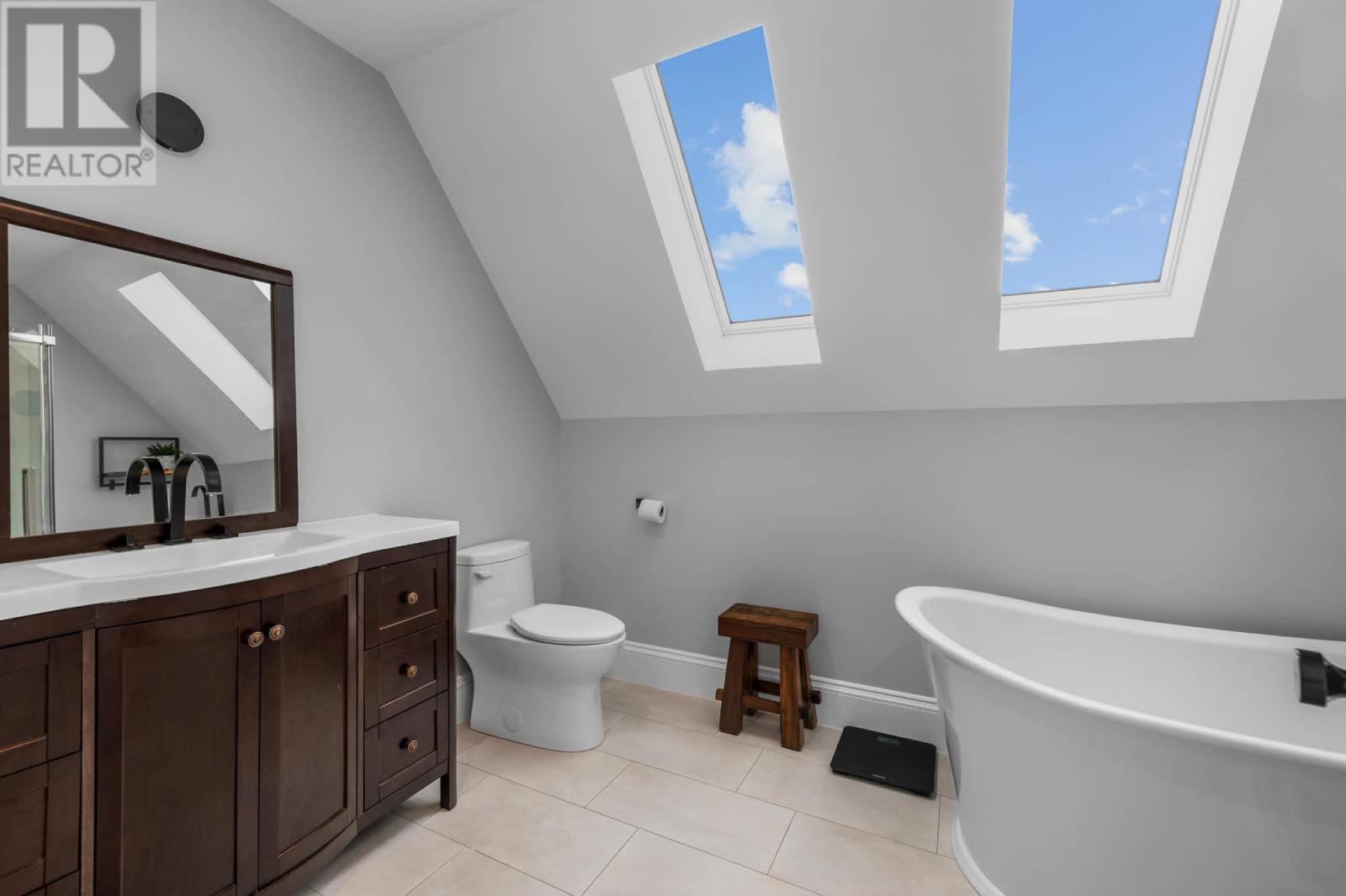 63 Broadway Street, Kensington, Prince Edward Island  C0B 0A3 - Photo 9 - 202600303