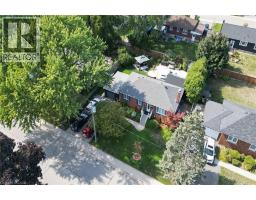 2105 MAPLEWOOD Drive, Burlington, Ontario