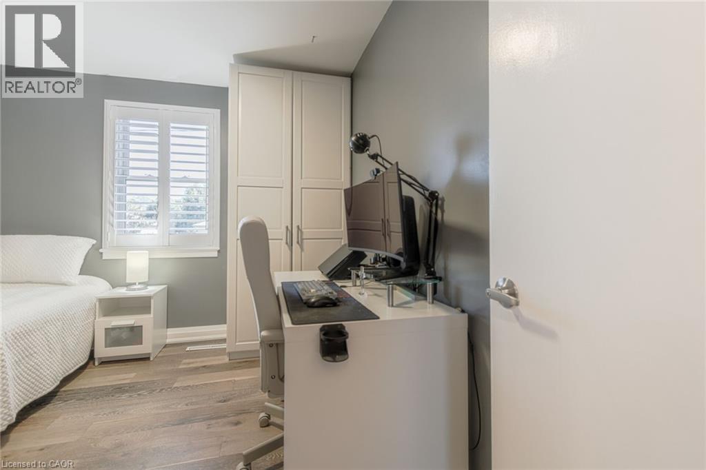 2105 Maplewood Drive, Burlington, Ontario  L7R 2C6 - Photo 26 - 40780808