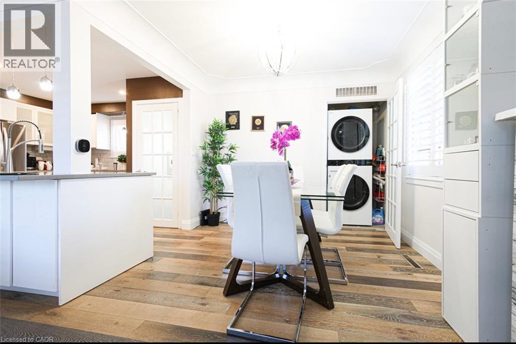 2105 Maplewood Drive, Burlington, Ontario  L7R 2C6 - Photo 15 - 40780808