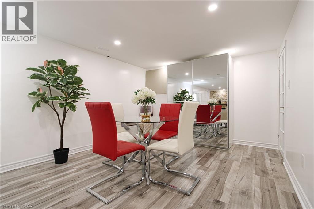 2105 Maplewood Drive, Burlington, Ontario  L7R 2C6 - Photo 35 - 40780808