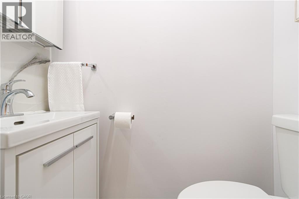 2105 Maplewood Drive, Burlington, Ontario  L7R 2C6 - Photo 28 - 40780808