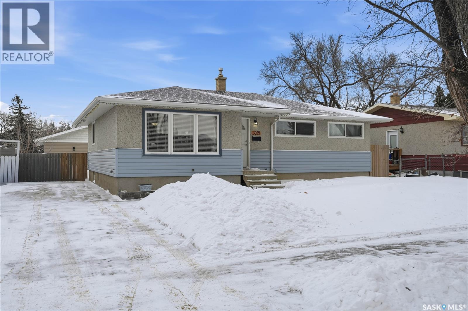 3029 6th Avenue N, Regina, Saskatchewan  S4R 0P3 - Photo 2 - SK026169