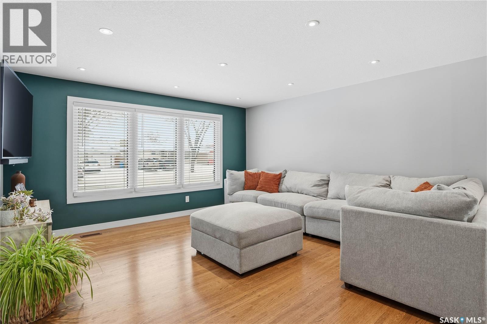 3029 6th Avenue N, Regina, Saskatchewan  S4R 0P3 - Photo 4 - SK026169