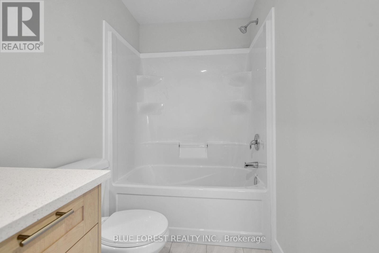 143 Marconi Court, London East, Ontario  N5V 0C9 - Photo 16 - X12669920