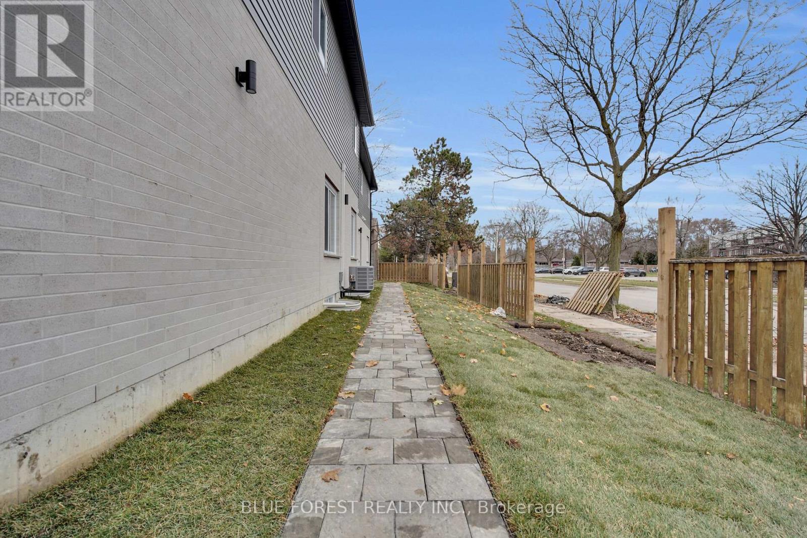 143 Marconi Court, London East, Ontario  N5V 0C9 - Photo 25 - X12669920
